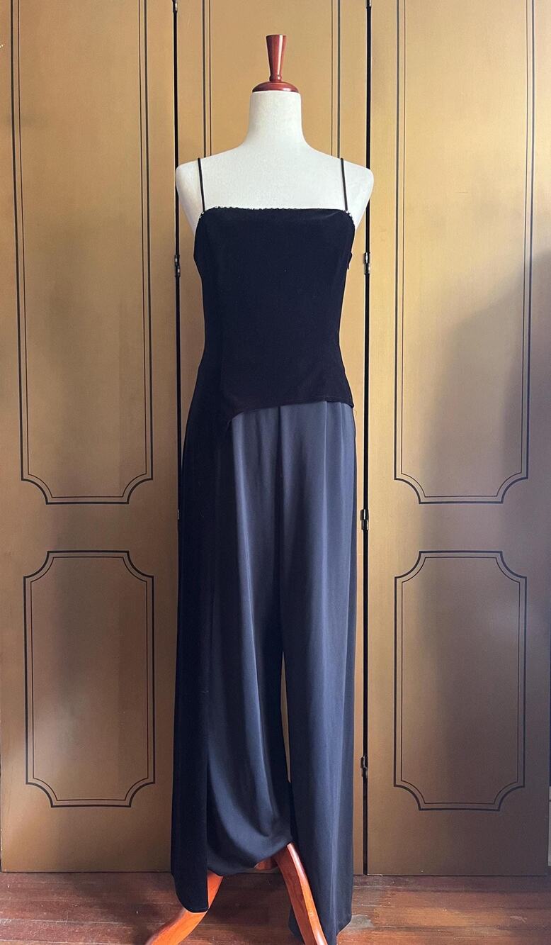 Vintage jumpsuit in black with velvet top and crystals, size 14